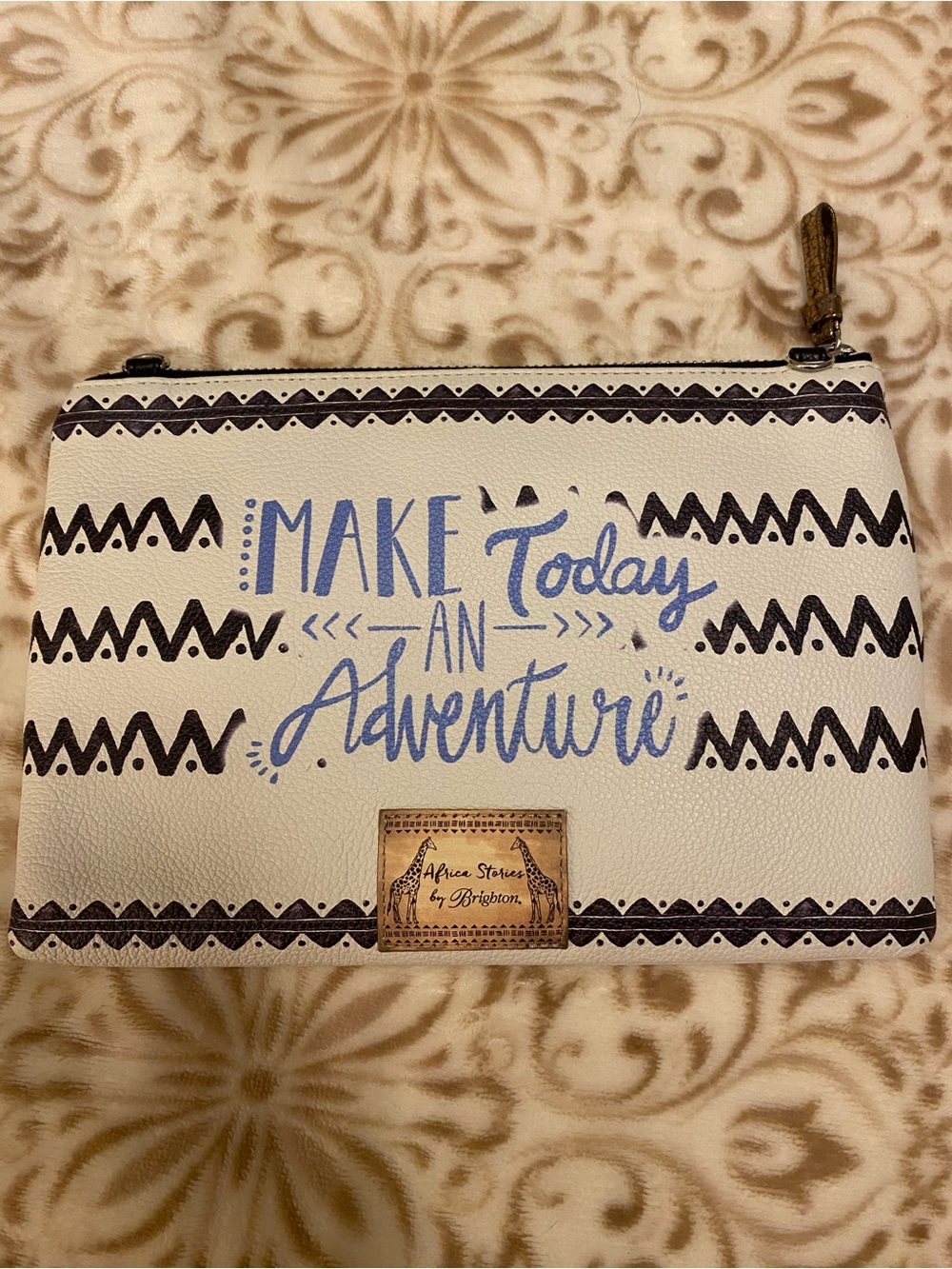 Brighton Africa Stories Gigi Giraffe Purse - Picture 11 of 14